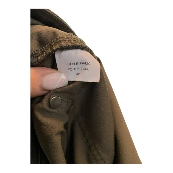 Men’s Vuori 5-pocket meta pants in army green, size 32 - Picture 4 of 4